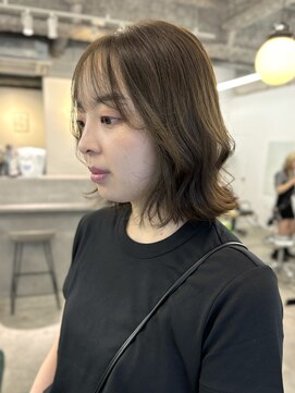 エルメ クラマエ(Elme) ブリーチなしオリーブベージュ