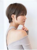 大人美人ショートショートボブイメチェンオリーブベージュ