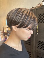 アチーブリス(achieve Liss)&nbsp;アンブレラカラーバレイヤージュポイントカラーハンサムショート