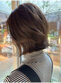 切りっぱなしボブ/30代40代20代/かきあげ前髪/寒色