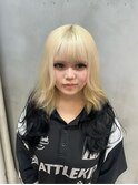 ○ロングウルフレイヤーカットケアブリーチ派手髪