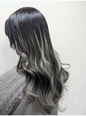 ショートヘアからのロングヘア グレージュカラー