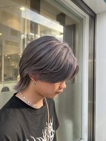 ロエ 元町店(Loe) シルバーグレージュセンターパートウルフ