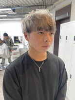 リミットバイアフィナー 大宮店(limit by Afinar)&nbsp;ホワイト×ブラック　メンズ　ショート　ツーブロ