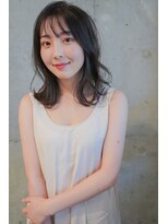 カシータ(casita) 無造作な外ハネスタイル