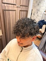 ミリオンバックス 御徒町店(Million Backs)&nbsp;御徒町/刈り上げセンターパート/波巻きツイストスパイラル