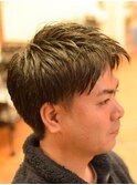 束々ツーブロアップバングスタイル