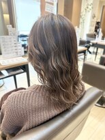 ヘアリゾートハピネス ハイライトカラー