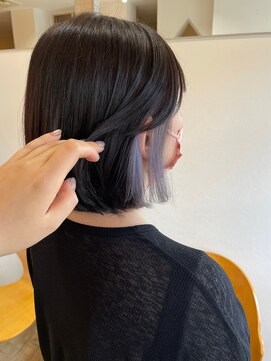 ロアン(roan) 切りっぱなしボブ×パープルインナーカラー