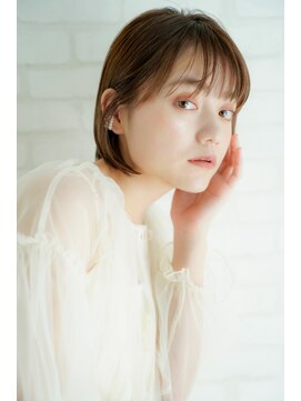 ラフ 八乙女(Rough) 大人ガーリー/ダークアッシュ/ミディアムレイヤーカット/八乙女