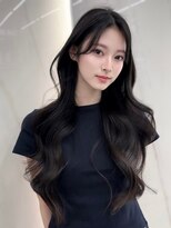 コア 表参道(COA)&nbsp;レイヤーカット/ウエットヘア/オリーブベージュ/表参道/表参道駅