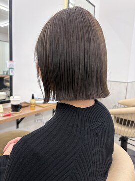 サンド 大阪梅田(sand) @eri_sand_ ボブルフ/黒髪/ネビージュ/小顔/ワンレン/大阪梅田