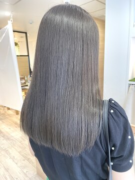 アヴァンス 難波店(AVANCE.) 【高尾担当】 暗くてもしっかり透明感のあるオリーブグレー