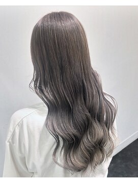 ヘアーサロン デ フォーエバークレール(hairsalon de Forever clair) 【ワンブリーチで出来る☆】グレイッシュシルバーカラー