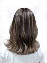 デミヘアー(Demi hair)&nbsp;マロンブラウン×ハイライト×くびれ巻き