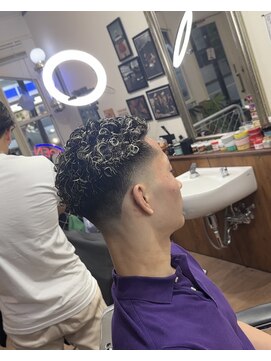 タツミサンジュウサン(TATUMI33) メッシュカーリーパーマ