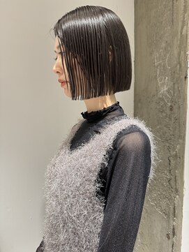 ヨーク(YOKE) 切りっぱなしボブミニボブショートボブグレーベージュ20代30代