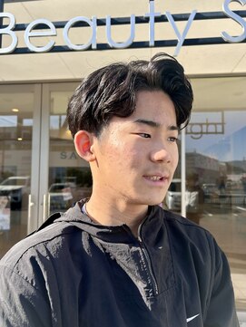 クセを活かしたニュアンスセンターパート