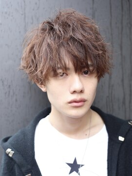 フィフス トウキョウ (fifth TOKYO) 波巻きパーマ波巻きスパイラルパーマツイストスパイラルパーマ