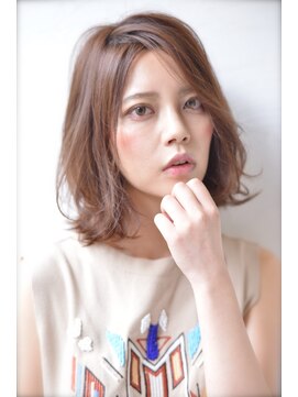 ロイジー(roijir) 表参道roijir 外ハネくびれボブ ×レイヤー