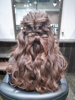 櫛の屋浜口店&nbsp;ハーフアップ＋リボンヘアー