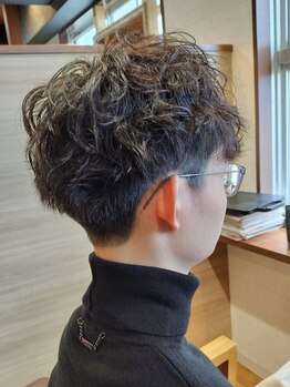 ヘアーメイク トレコローリ(hair make trecolori)の写真/パーマの技術に自信あり！なりたいスタイルや髪質に合わせて薬剤をセレクト。なりたいが叶う☆【津田沼駅】