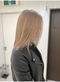 暖色ベージュ
