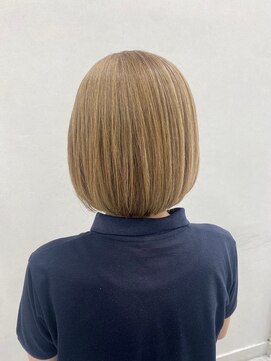 ピュア Pure 入間春日店 白髪ぼかしカラーでデザイン