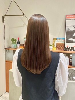 グリップ(GRIP)の写真/【名古屋駅徒歩1分】髪のダメージや状態を見極め薬剤を選定＊髪質改善ストレートで理想のツヤ美髪に◇