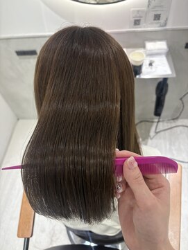 エンバイユアーズ 飯田橋店(eN° by youres) 髪質改善　艶髪　トリートメント