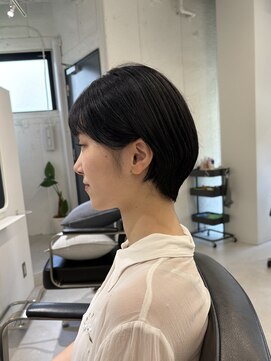 ヌーヴェル(nouvelle) コンパクトショート