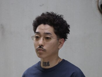 グラッシー(GLASSY)の写真/[地下鉄四つ橋線/肥後橋・本町駅から徒歩5分/靭公園前]バーバーの概念が覆る！＜GLASSY BARBER&SUPPLY＞