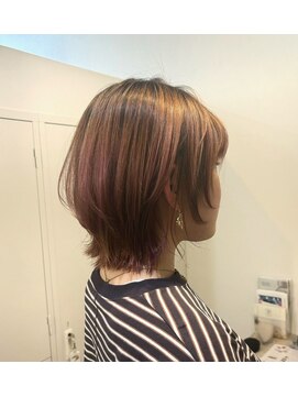 ロッカヘアエジェ(ROCCA hair eje.) くびれヘアくびれミニウルフ×パープルインナー