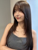 トリッカ シブヤ(TRICCA SHIBUYA) ロングレイヤーカットロングヘア顔まわりカット前髪髪質改善渋谷