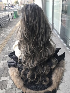 キング 枚方店(K!ng) イルミナカラー＋ヘルシーレイヤー