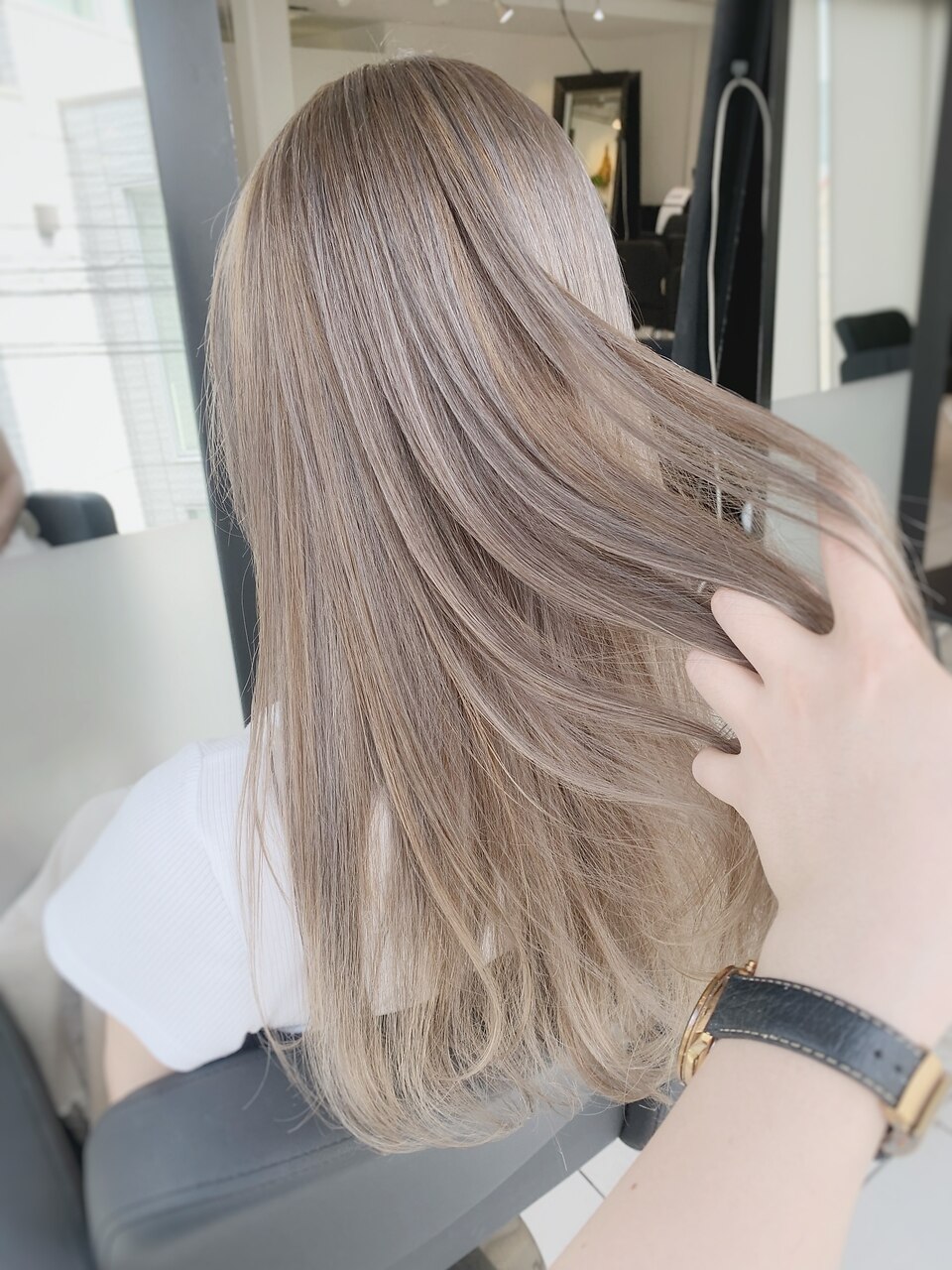 ◎シークレットハイライトホワイトミルクティーグレージュ