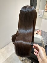 エミュスト(Emuest) 【松葉】髪質改善/髪質改善ストレート/髪質改善トリートメント