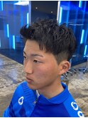 刈り上げショートアップバング