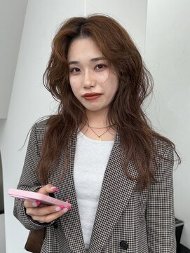 ドロップ(drop) ナチュラルブラウン　レイヤーカット（表参道/青山）