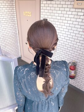 ソノ(sono) 編みおろし　参列ヘア　ベロアリボン