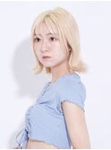 ホワイトブロンドショート/金髪ショート/ハイトーンショートボブ