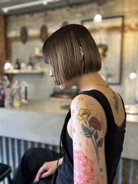 アティック ヘアーデザインアンドリラクゼーション(attic hair design&relaxation) ☆*:.. ぱっつんあご上ボブ ..:*☆