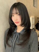 オムニス 表参道(Omnis)&nbsp;暗髪ザクザクレイヤーハッシュカットワンカール表参道黒髪