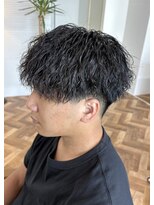シーイー(C.E)&nbsp;刈り上げマッシュ×縦落ちツイスパ