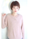 ことりベージュネイビーカラー毛先パーマ小顔ワンサイドショート