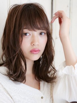 コム(com by neolive) S字カール&外ハネミディ