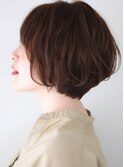 手入れ簡単　大人の小顔ショートボブ