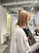 カフ(CAF)&nbsp;CAF FUKO/ベージュカラー/切りっぱなしボブ/大阪/心斎橋