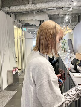 カフ(CAF) CAF FUKO/ベージュカラー/切りっぱなしボブ/大阪/心斎橋