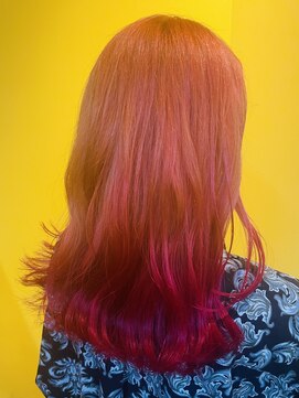 ドライヴ(Drei.B.) オレンジレッドグラデーション